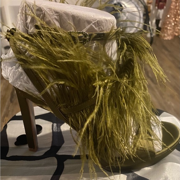 Sam Edelman Green Heels with Feather Detail